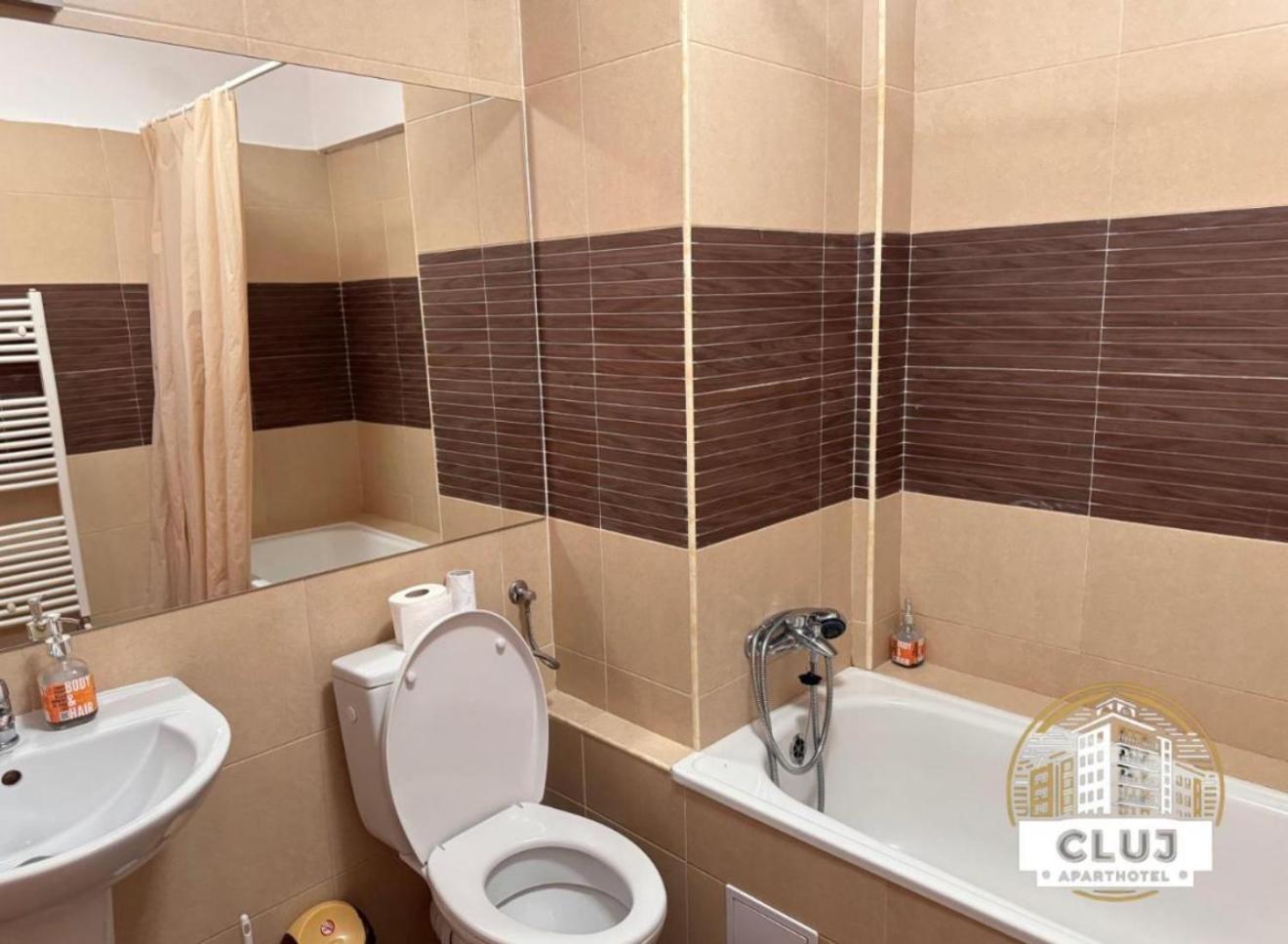 Cluj Aparthotel - Viva City - Exterior photo